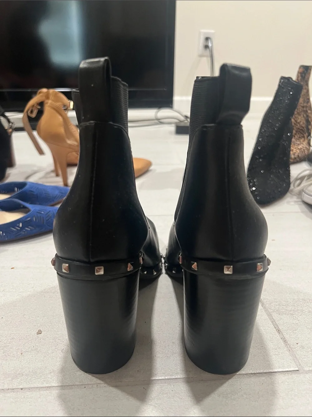 Black Pointed Stud-Trim Ankle Boots - Women